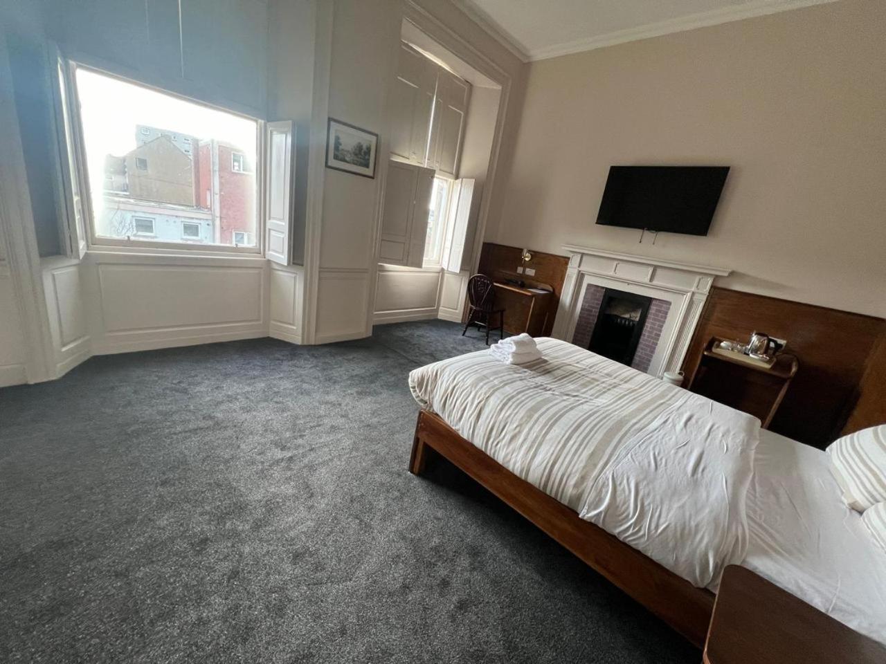 Готель Burntisland House Екстер'єр фото